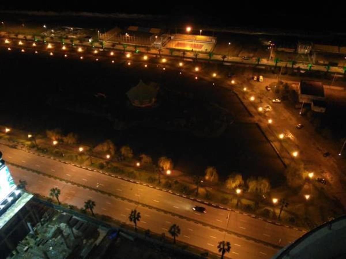 Penthouse Hotel Батуми Екстериор снимка