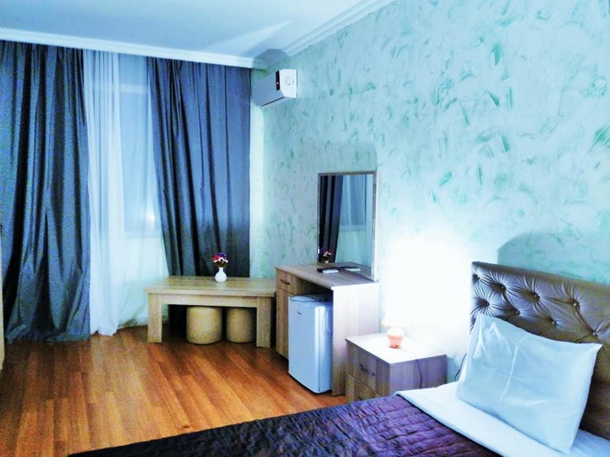 Penthouse Hotel Батуми Екстериор снимка