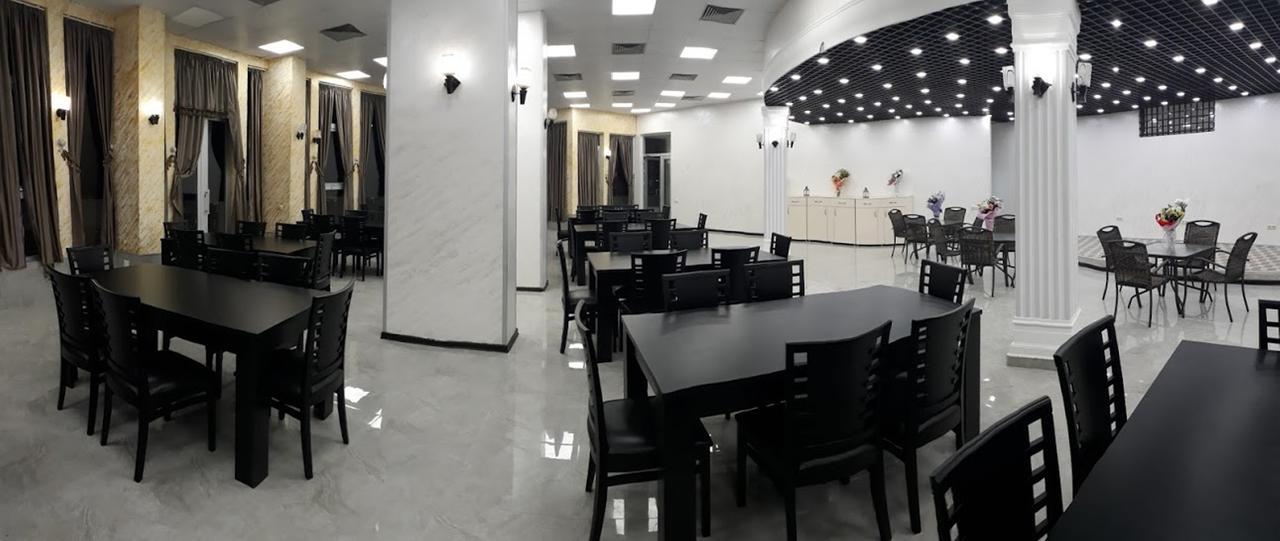 Penthouse Hotel Батуми Екстериор снимка