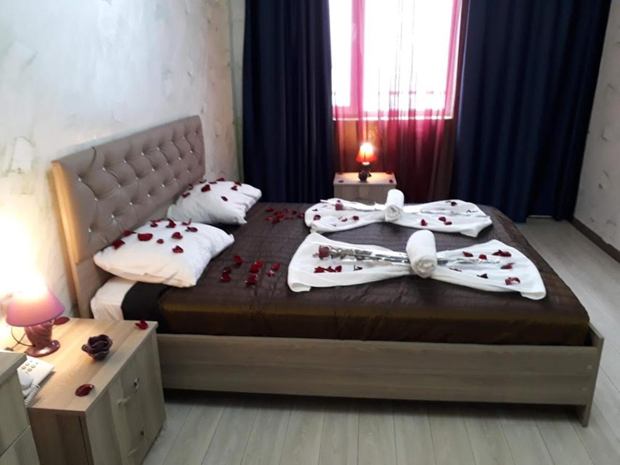 Penthouse Hotel Батуми Екстериор снимка